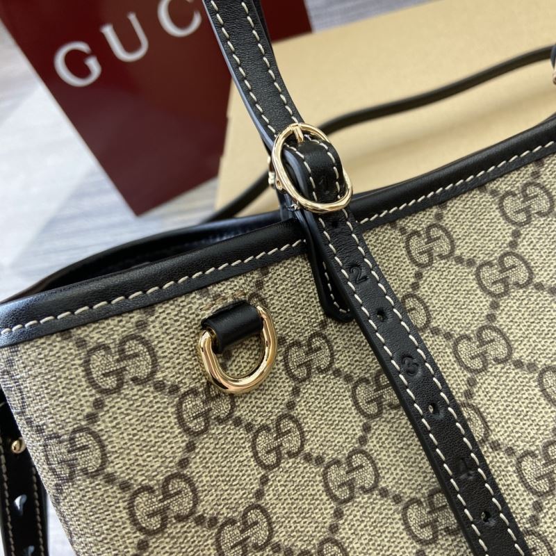 Gvc*1 tote bags